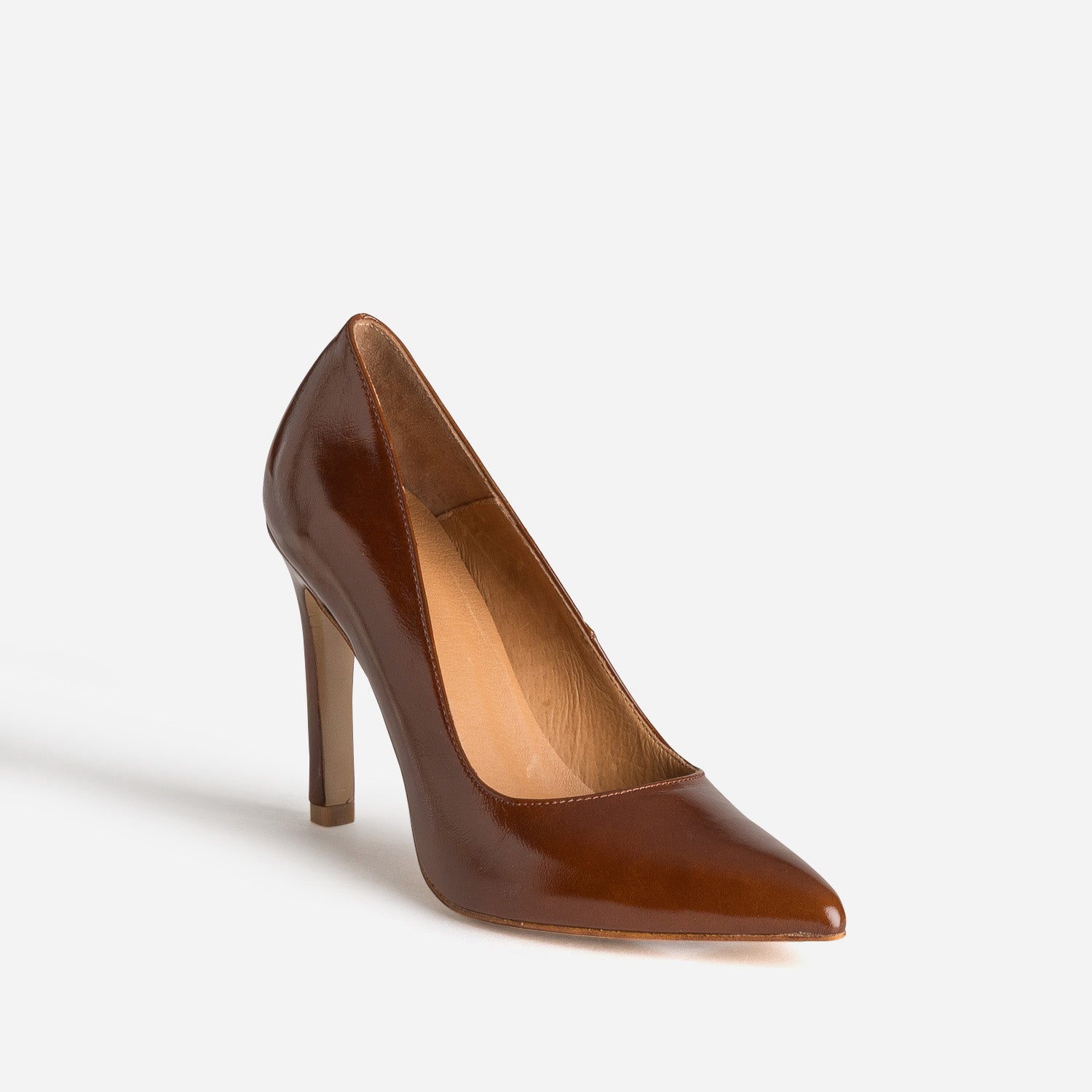 Escarpin stiletto cognac cuir