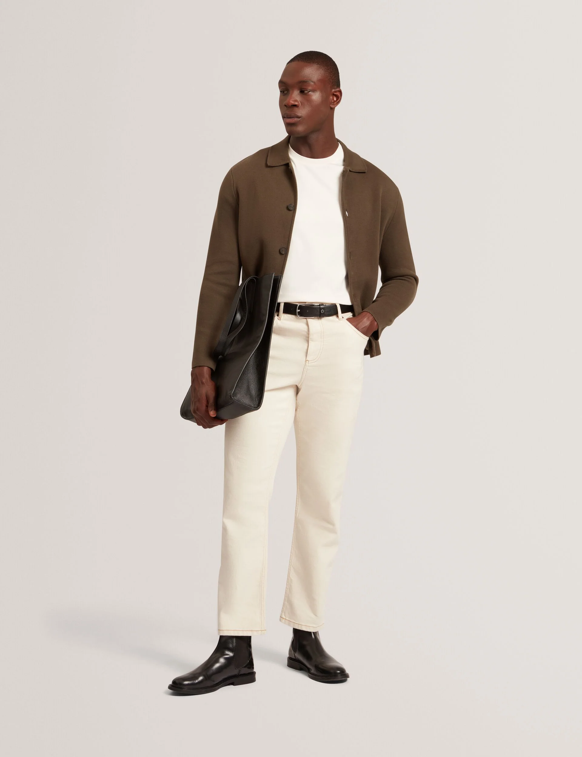KONRRAD | WHITE