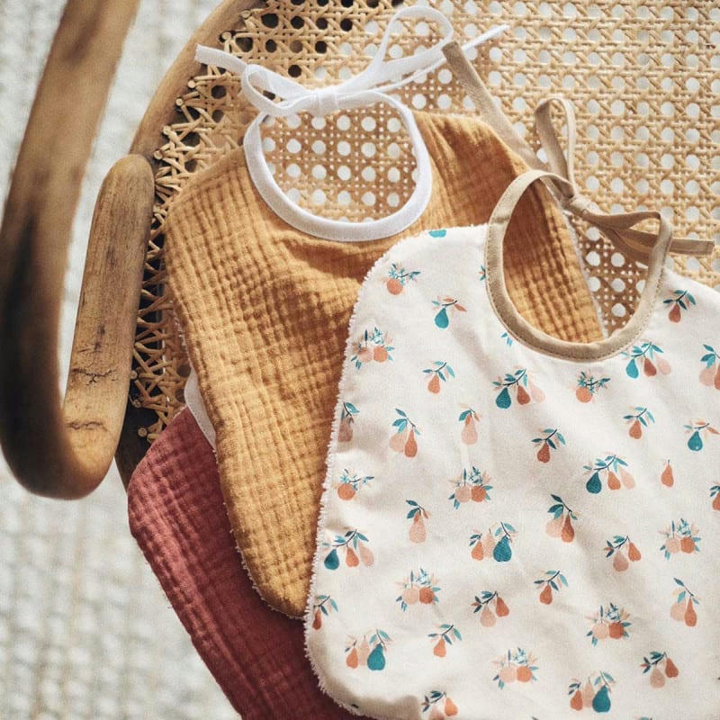 - Bavoir poires d'automne en coton bio