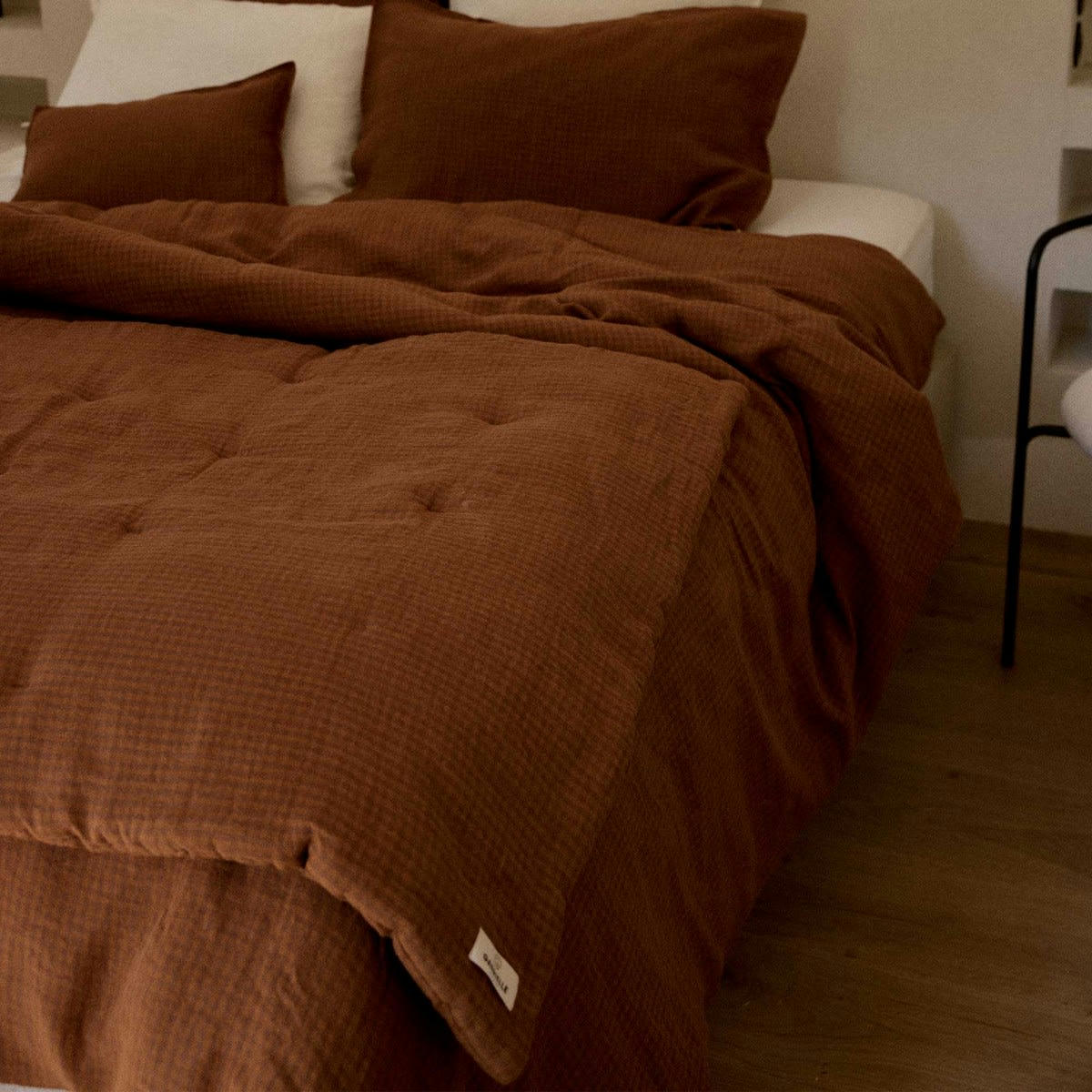 EQUILIBRE - Édredon en coton vichy marron 90x190