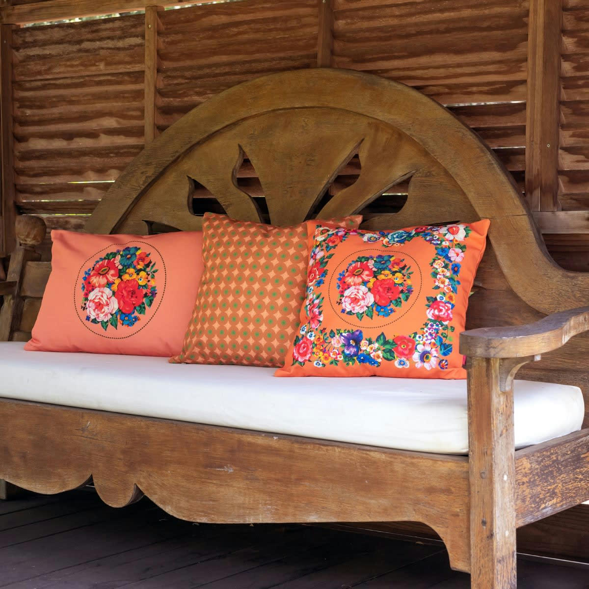 - Housse de coussin extérieur fleuri orange 40x60