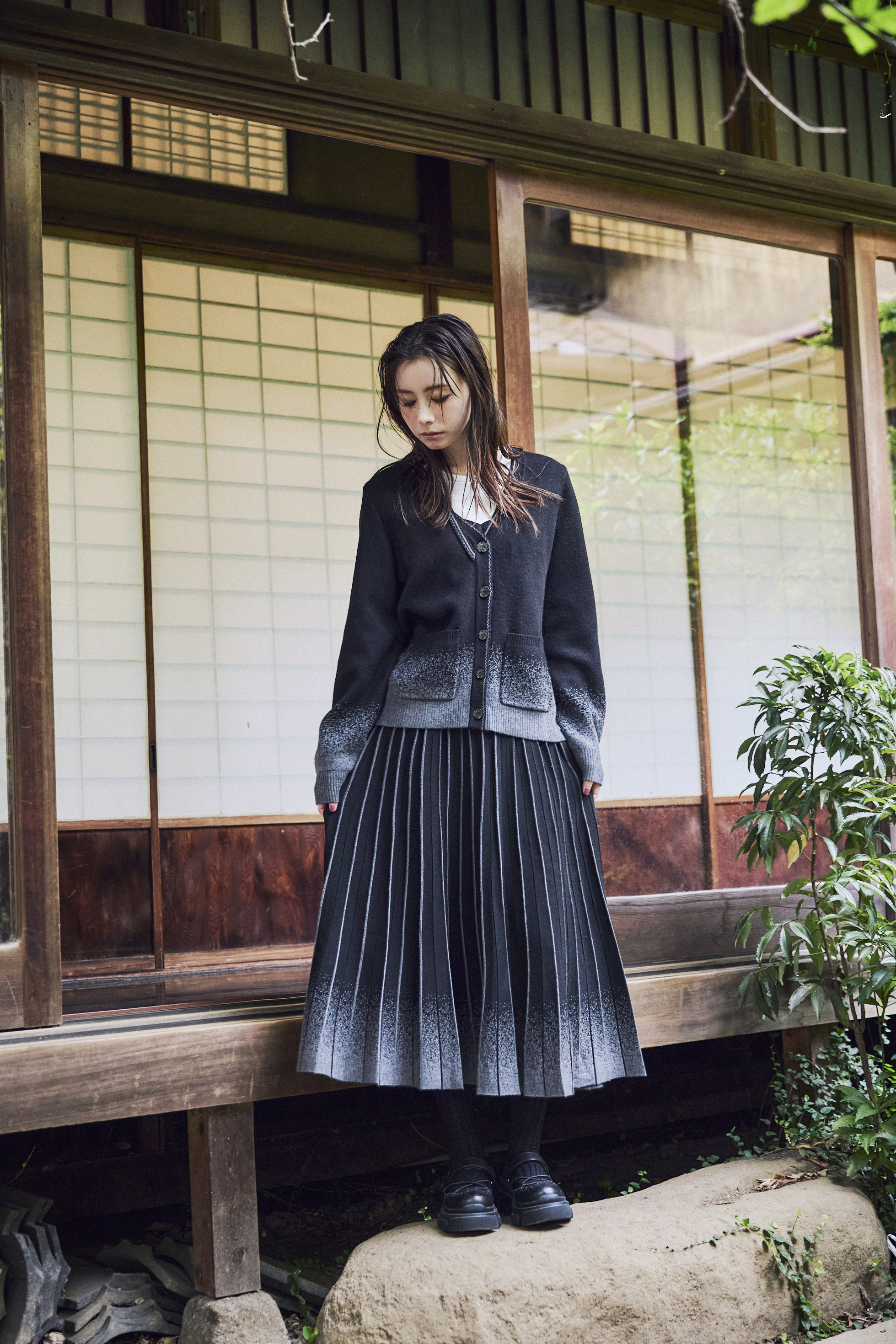 Contrast-stitch Cardigan - 25WDJ276U