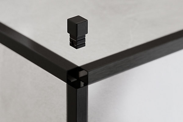 Finition angulaire Ilcom PQ en acier inoxydable pour profils Noir satiné - 10 mm x 10 mm