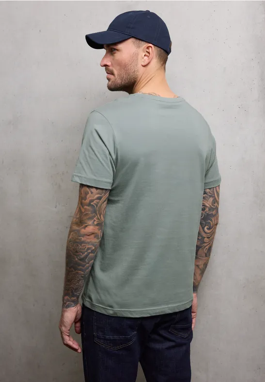 Basic V-Neck T-Shirt
