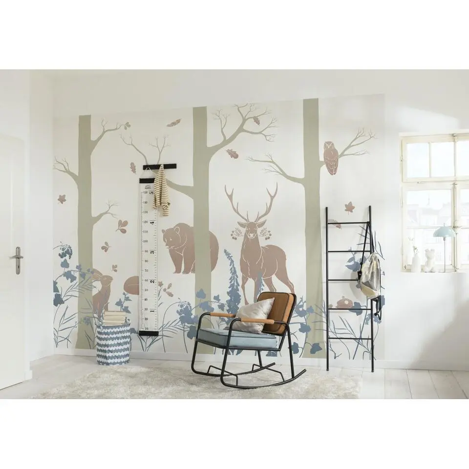 Sanders & Sanders fotobehang bos dieren blauw, beige en zandkleurig