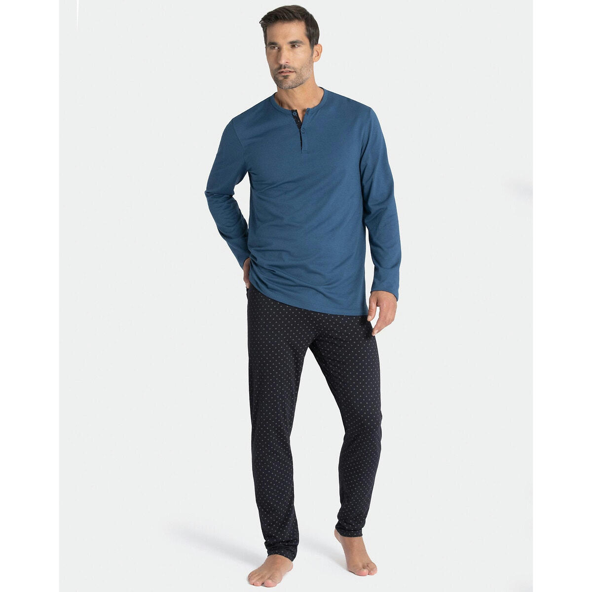 Pyjama long col rond boutonné