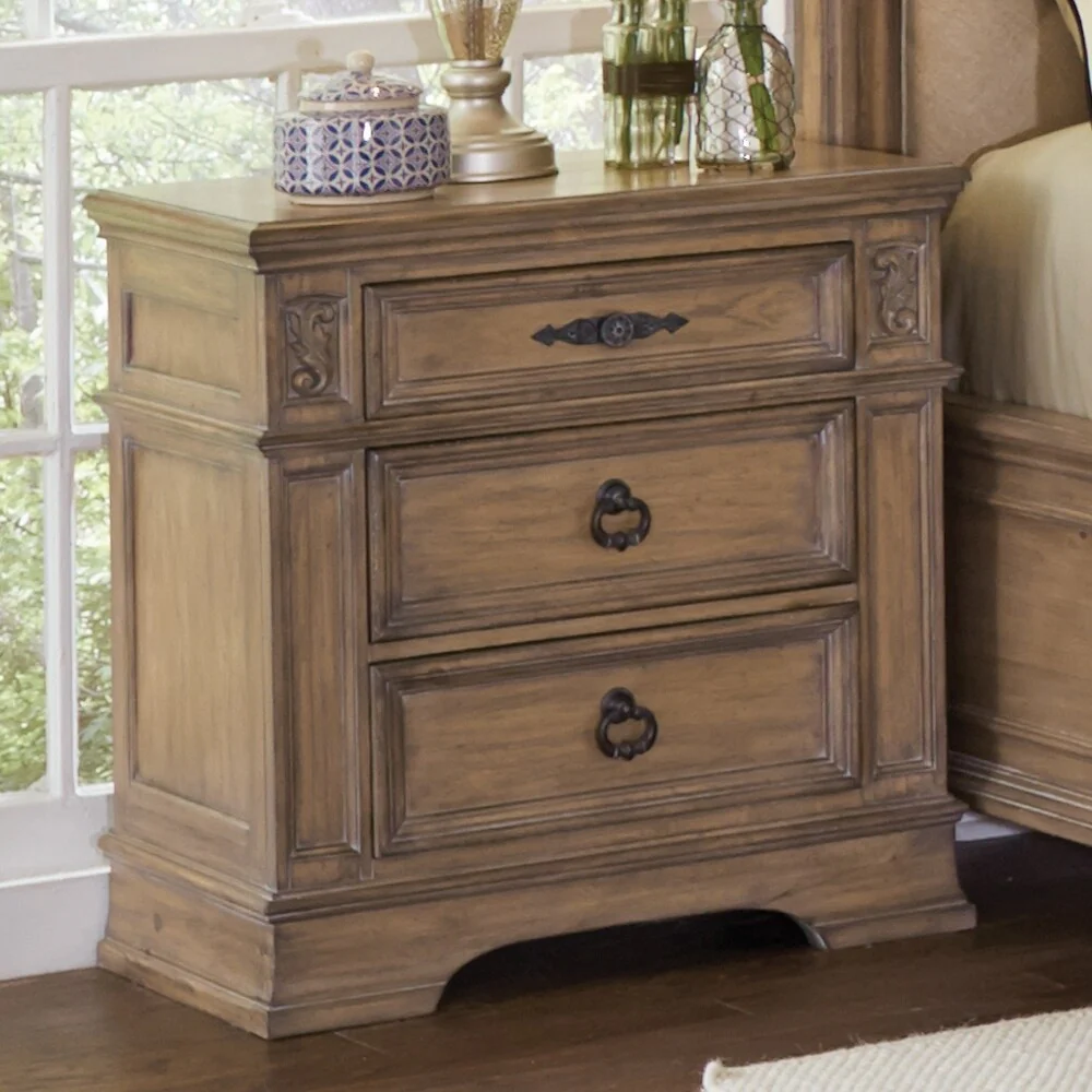 Ilana Antique Linen 4-piece Bedroom Set with 3-drawer Nightstand