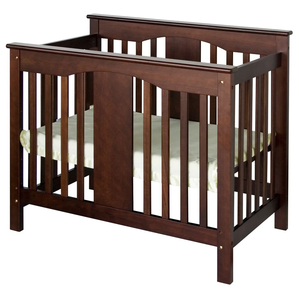 Annabelle 2-in-1 Mini Crib and Twin Bed