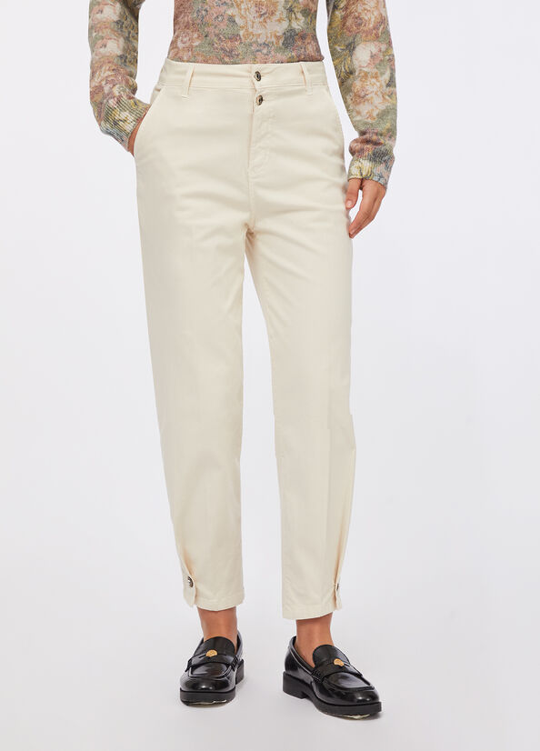 Pantaloni balloon con bottone gioiello