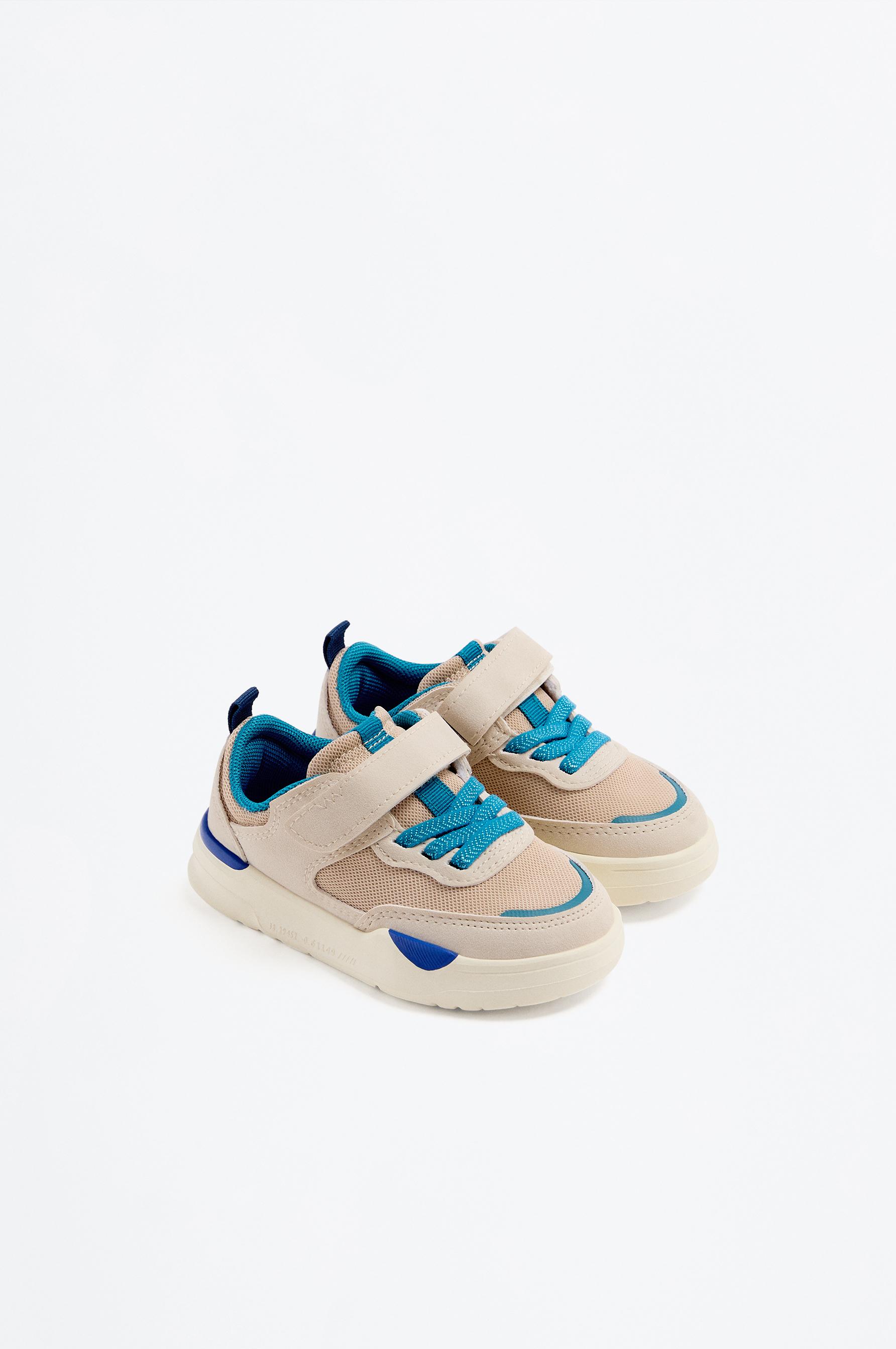 Zapatilla deportiva