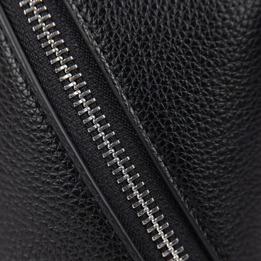 La Jolie - Black Vegan Leather Makeup Bag