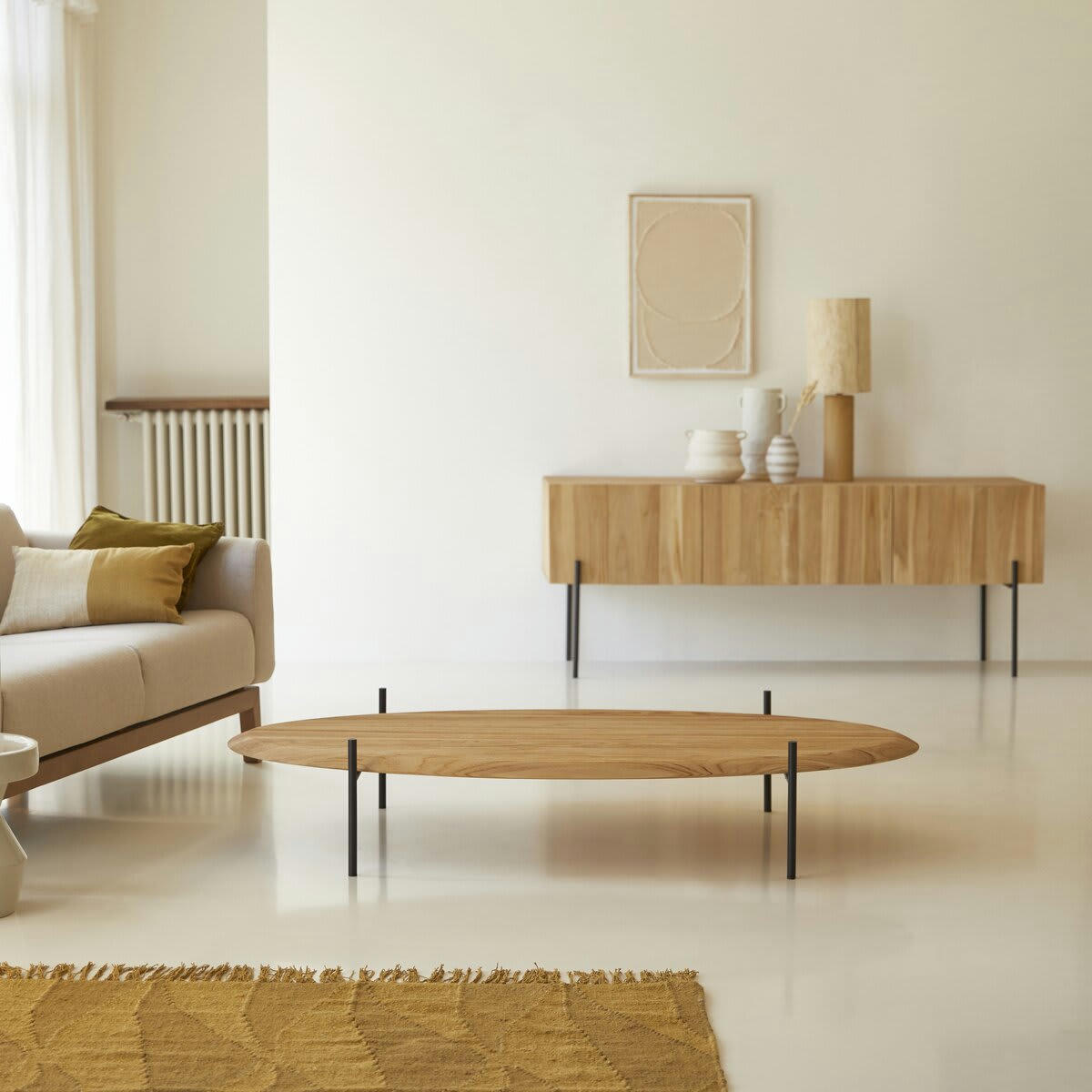 HONORINE - Table basse ovale en teck massif