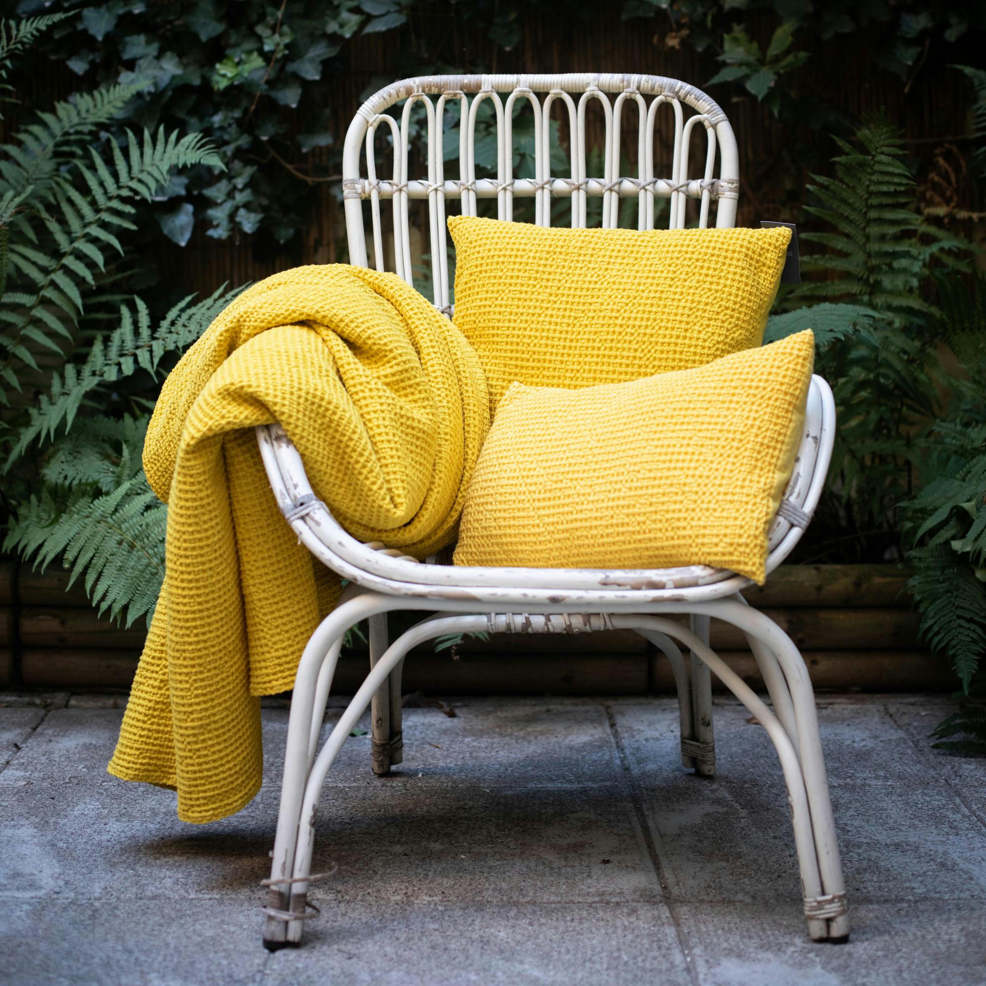 MAIA - Coussin  en coton blanc 45 x 45