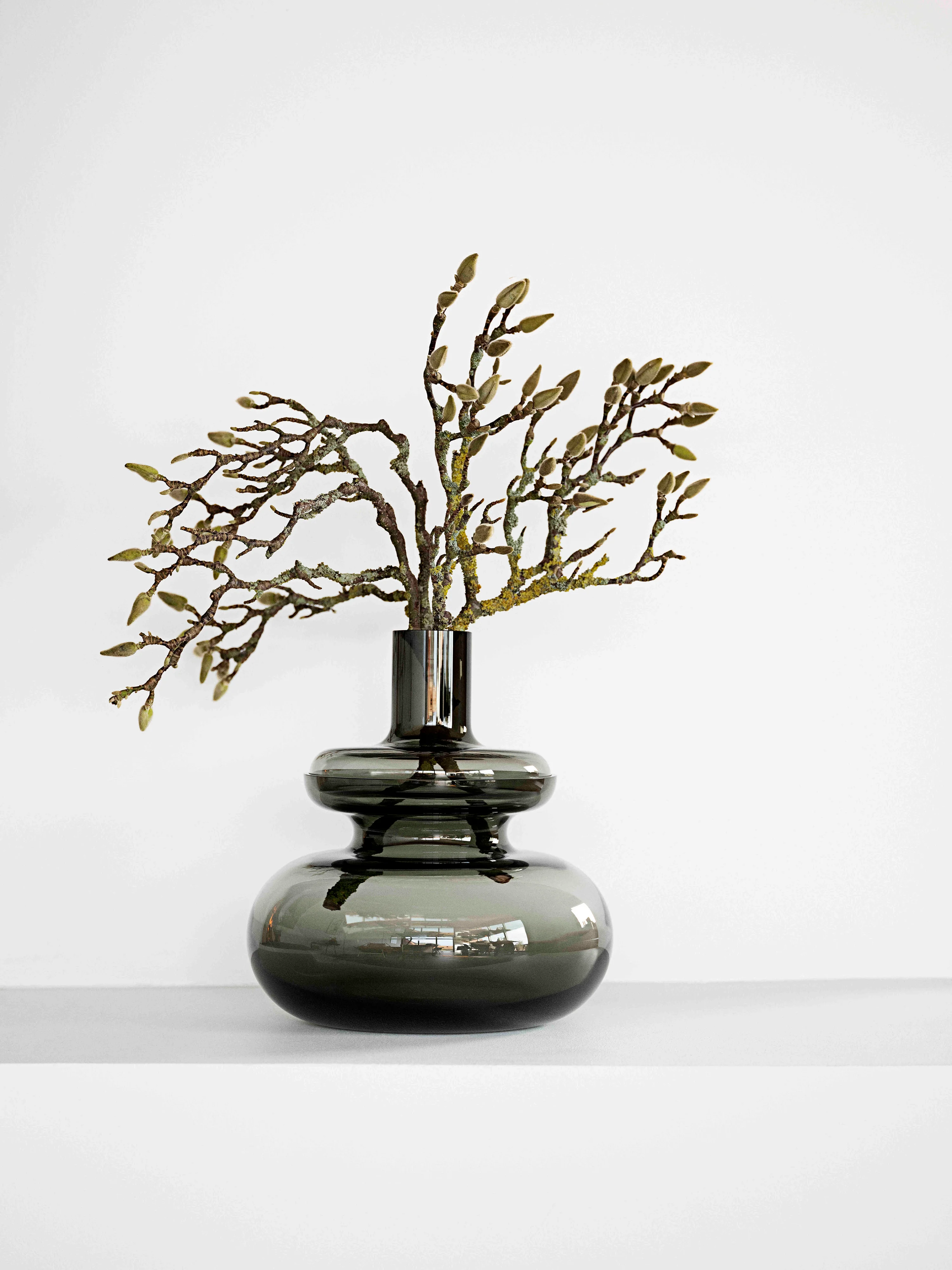 Kleine mundgeblasene Vase Inu