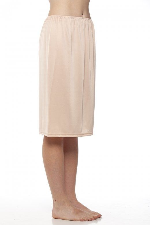 Camille Classic 24'' Cling Resistant Under Skirt Half Slip
