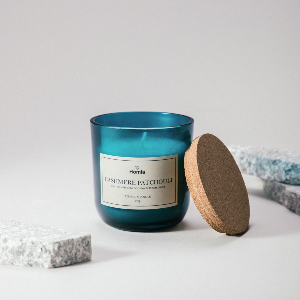 Świeca zapachowa VERDE Cashmere Patchouli 240 g