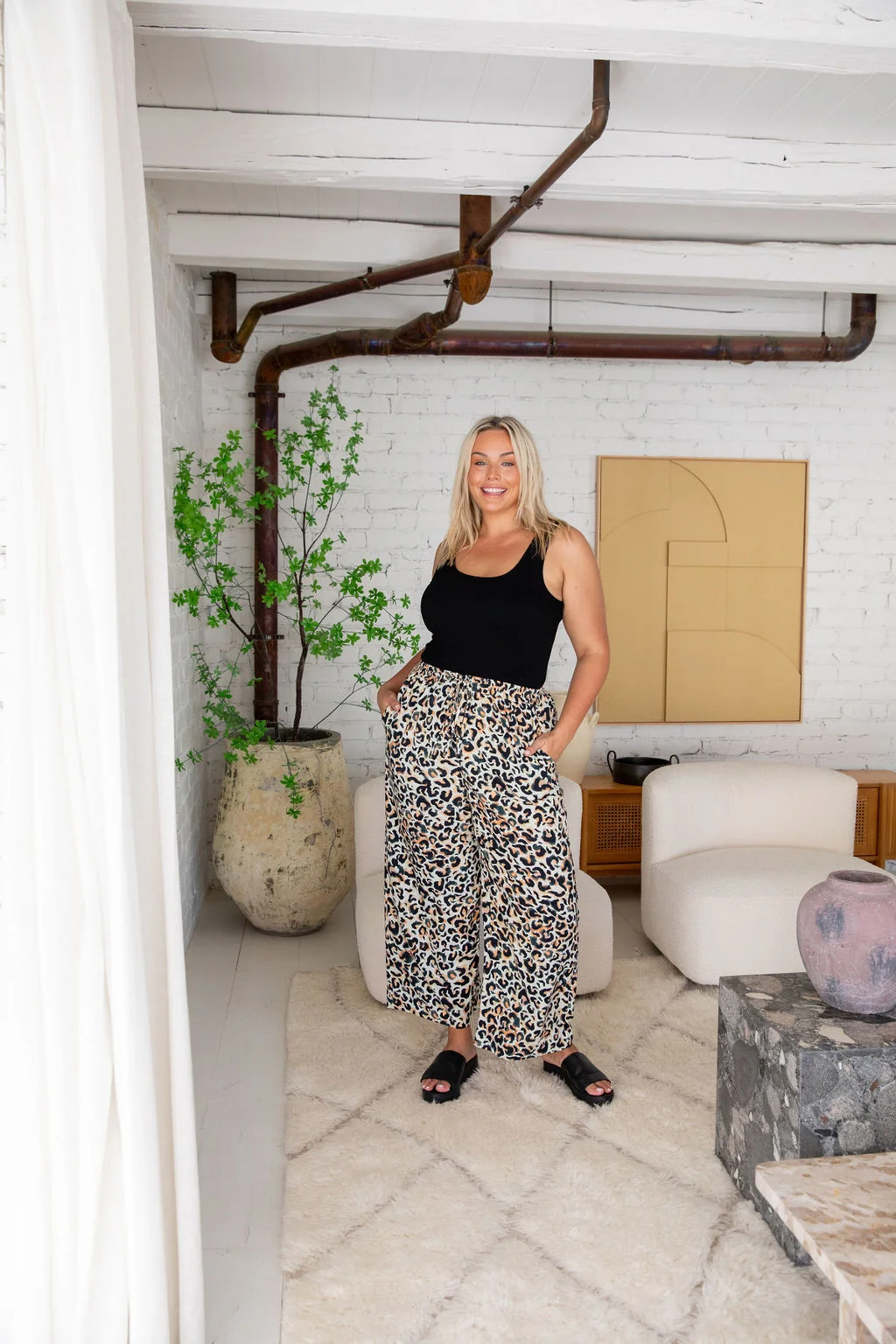 Gina Pant in Instinct