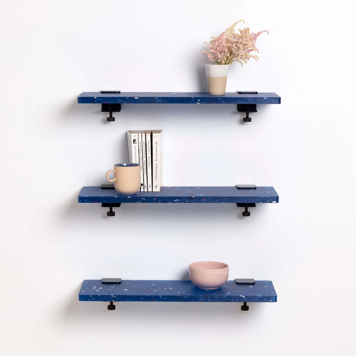 TipToe - Wandregal aus recyceltem Plastik