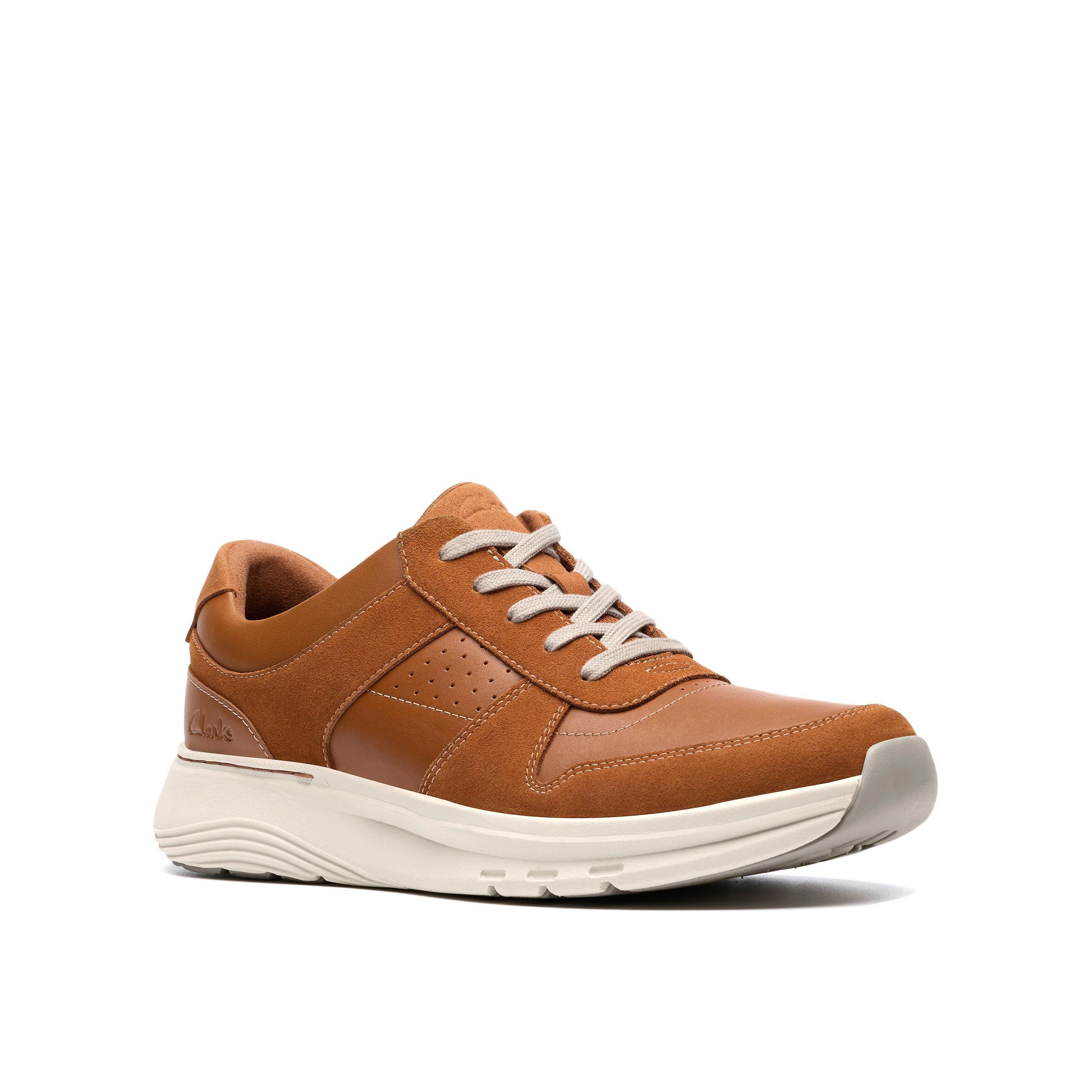 Clarks Motion Trek Go Tan Combination Shoes