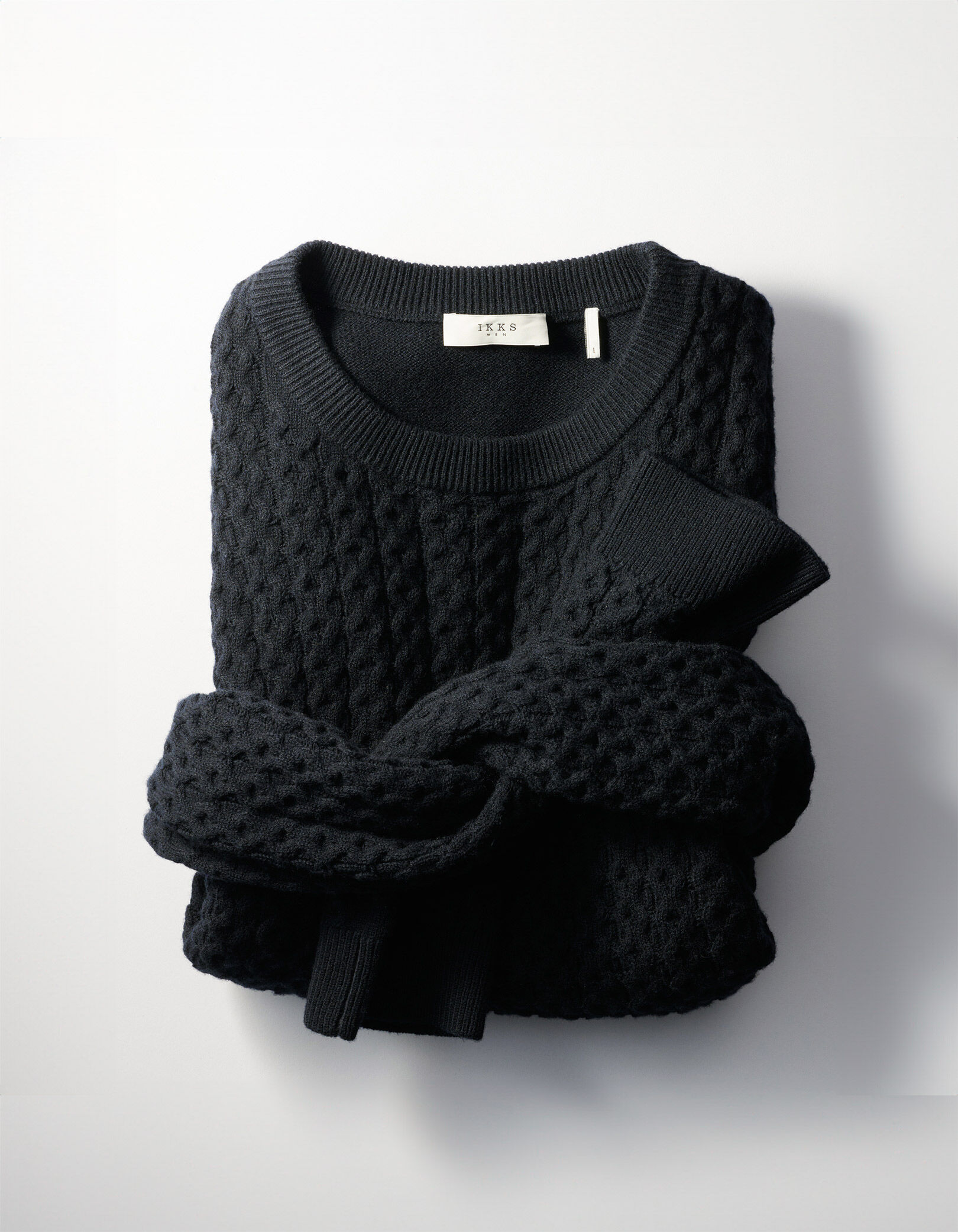 Pull hiver marine tricot relief fantaisie Homme