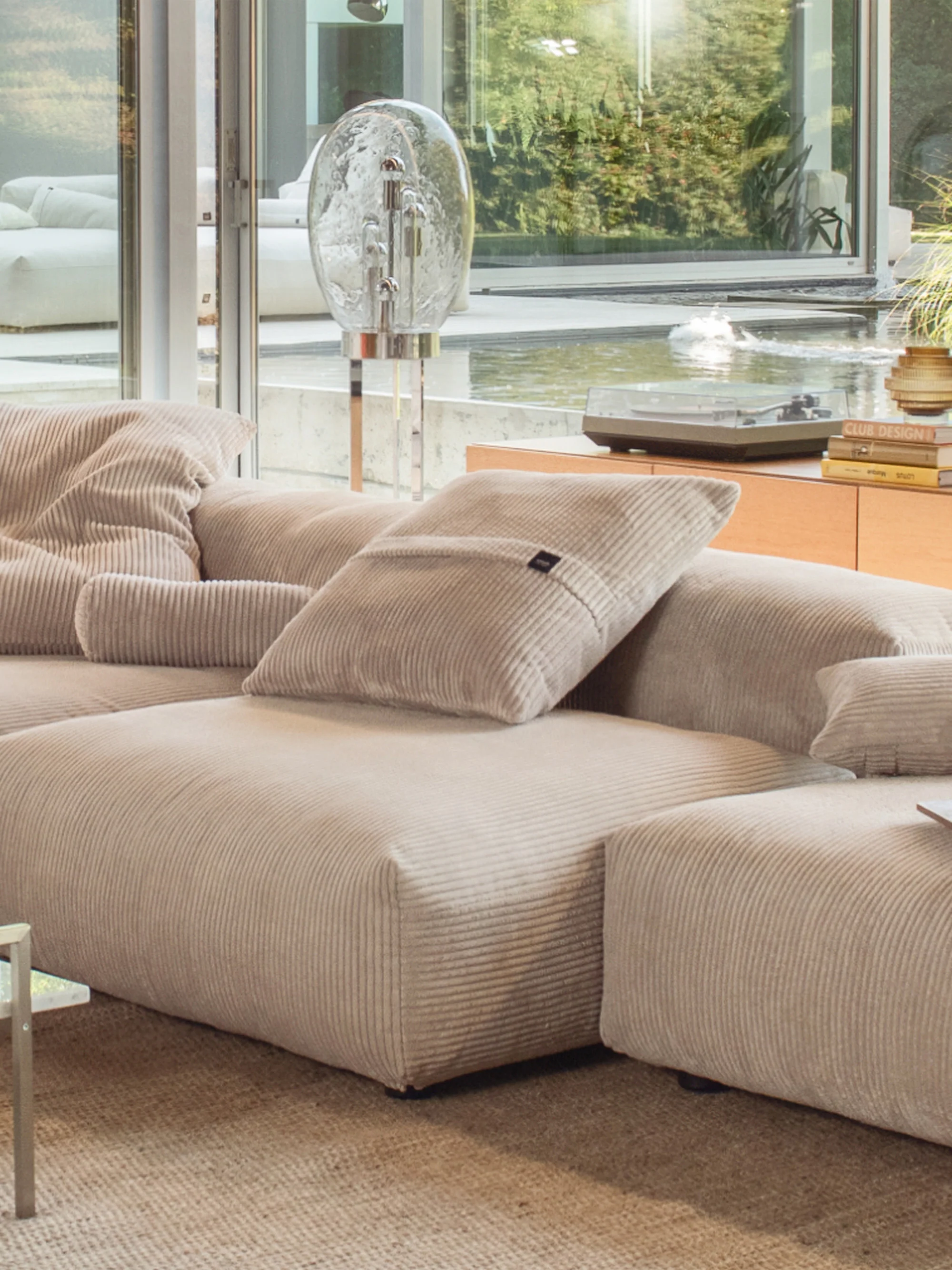 Großes Cord-Sofa-Kissen Vetsak, 60 x 60 cm