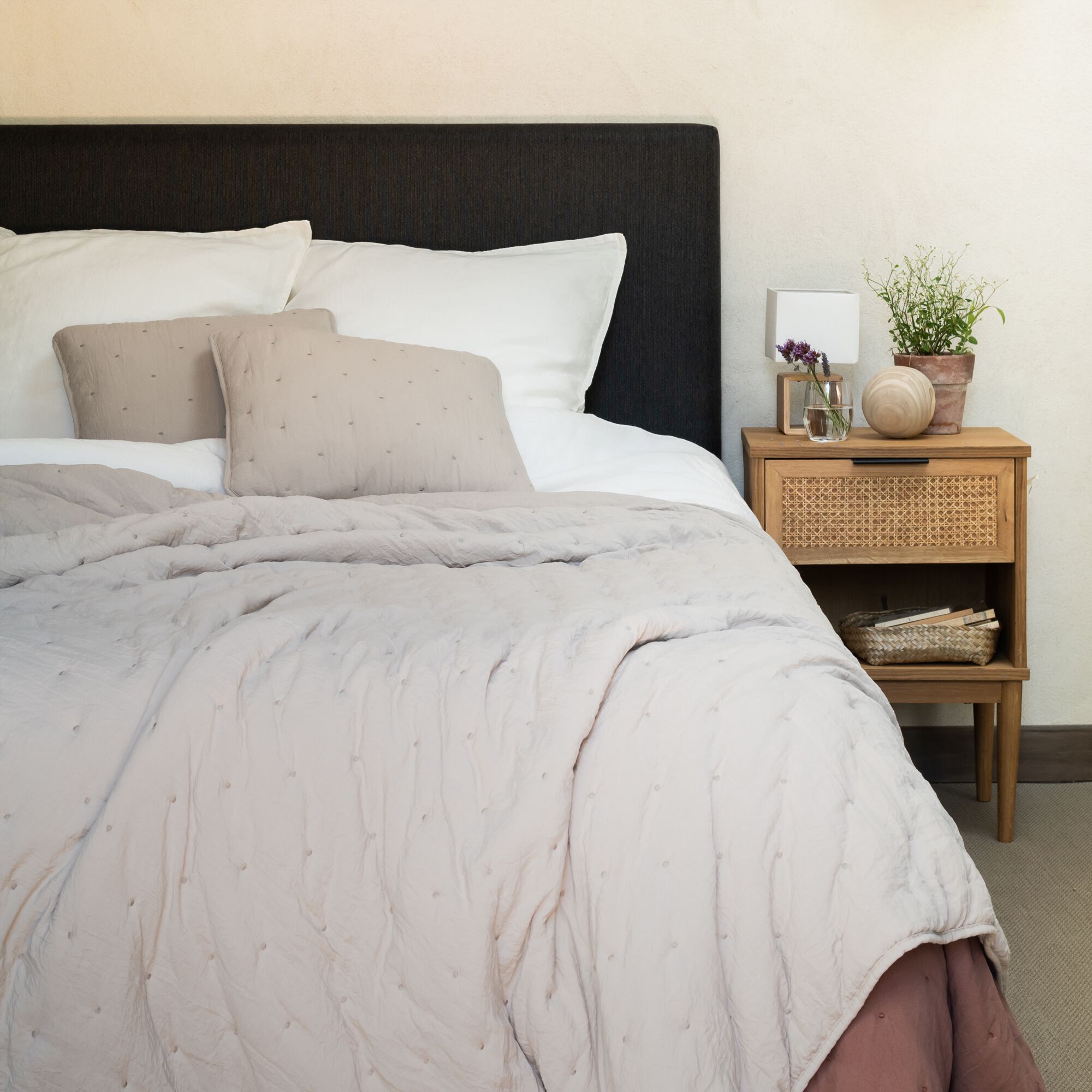 BADOUR - Couvre-lit 180x230cm effet capitonné - beige alpilles