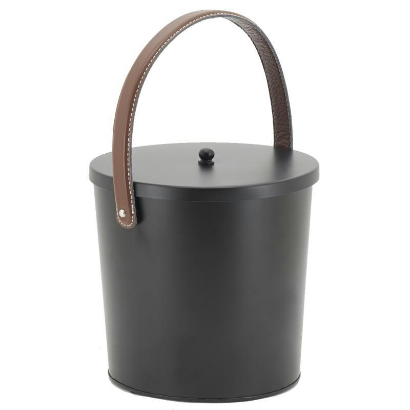 - Seau à cendres en métal noir et cuir