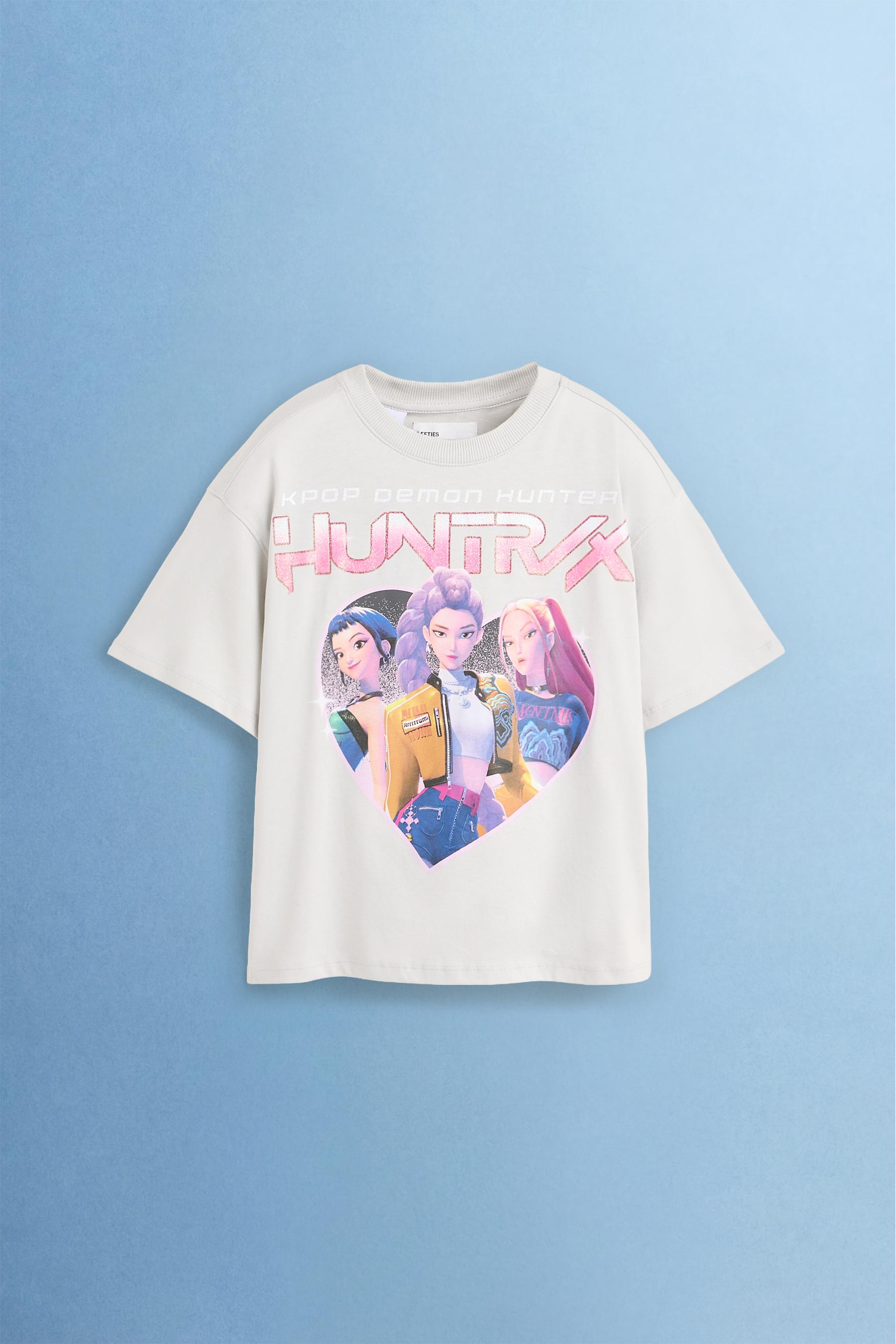 Camiseta Huntrix K-Pop Demon Hunters ™/© Netflix