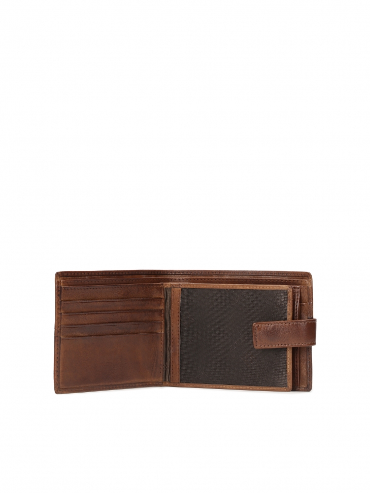 Brown leather clasp wallet