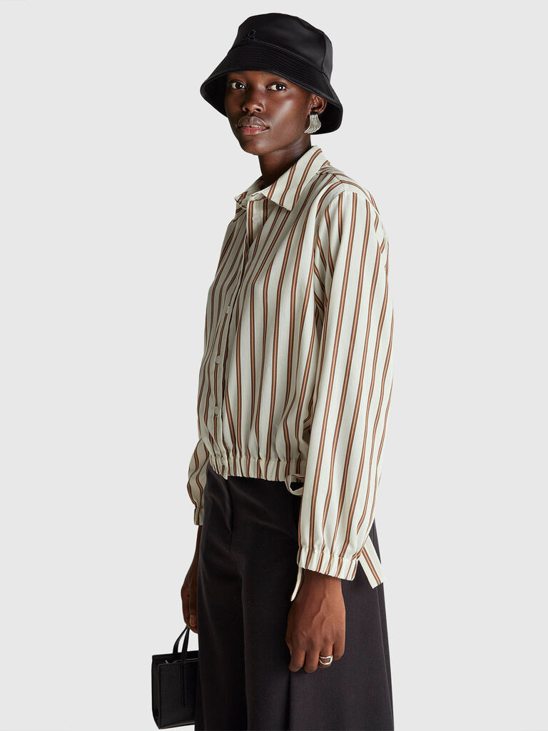 Shirt with vertical stripes and bows