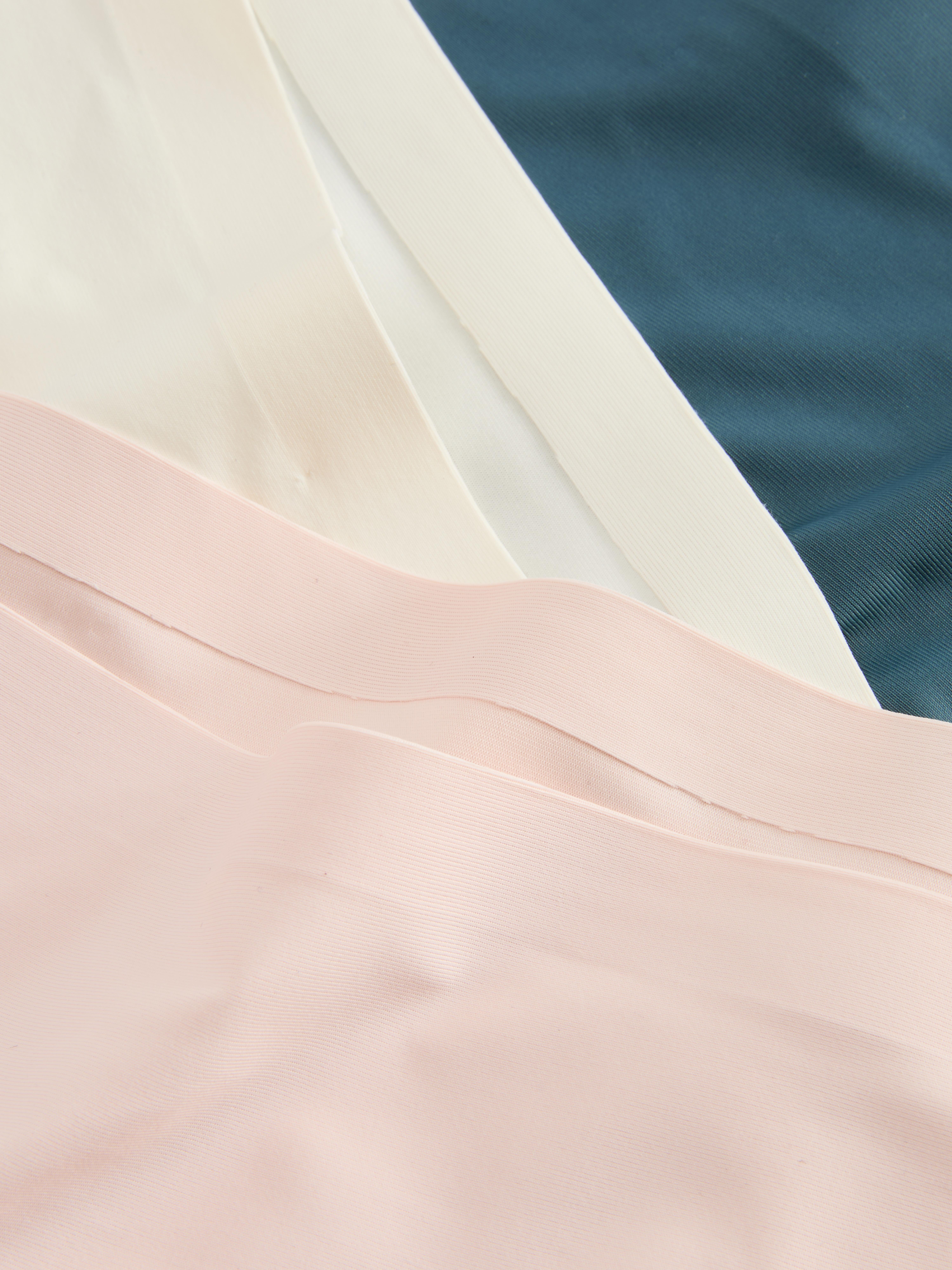 3-Pack Invisible Hipster Briefs