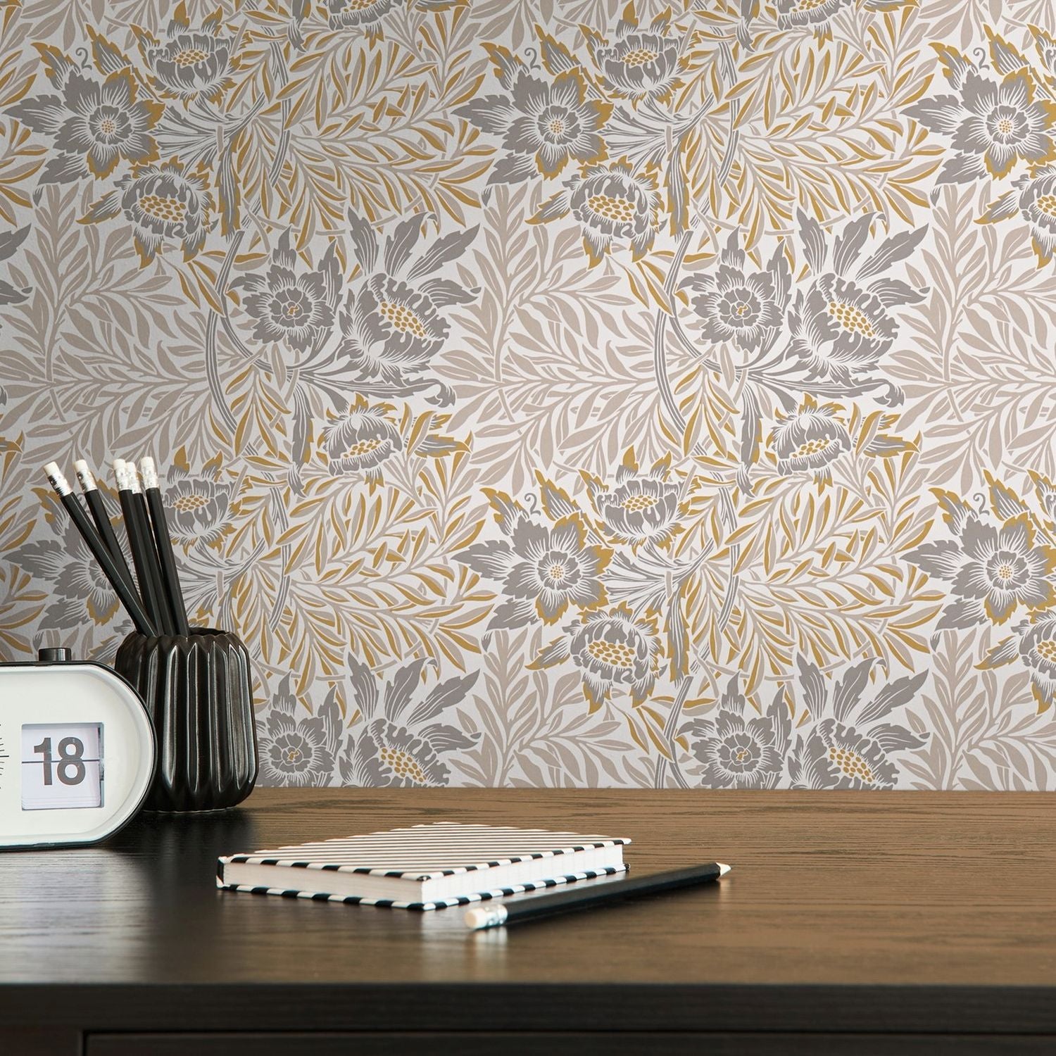 Livingwalls behang bloemmotief wit, beige, grijs en geel - 53 cm x 10.05 m - AS-390583