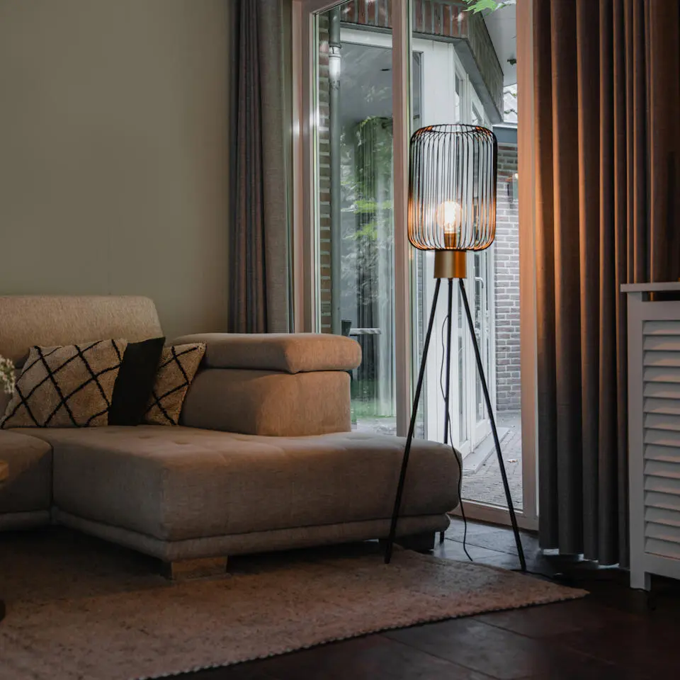 Qazqa vloerlamp mayelle zwart e27