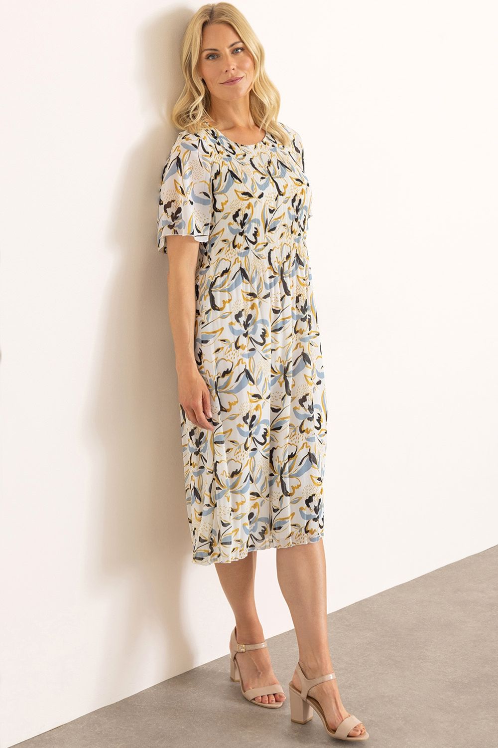 Klass. Floral Print Pleated Dress