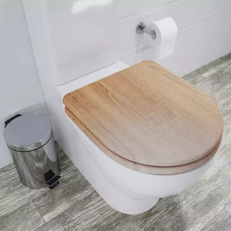 Croydex Levico Slow Close D Shaped Toilet Seat - Oak