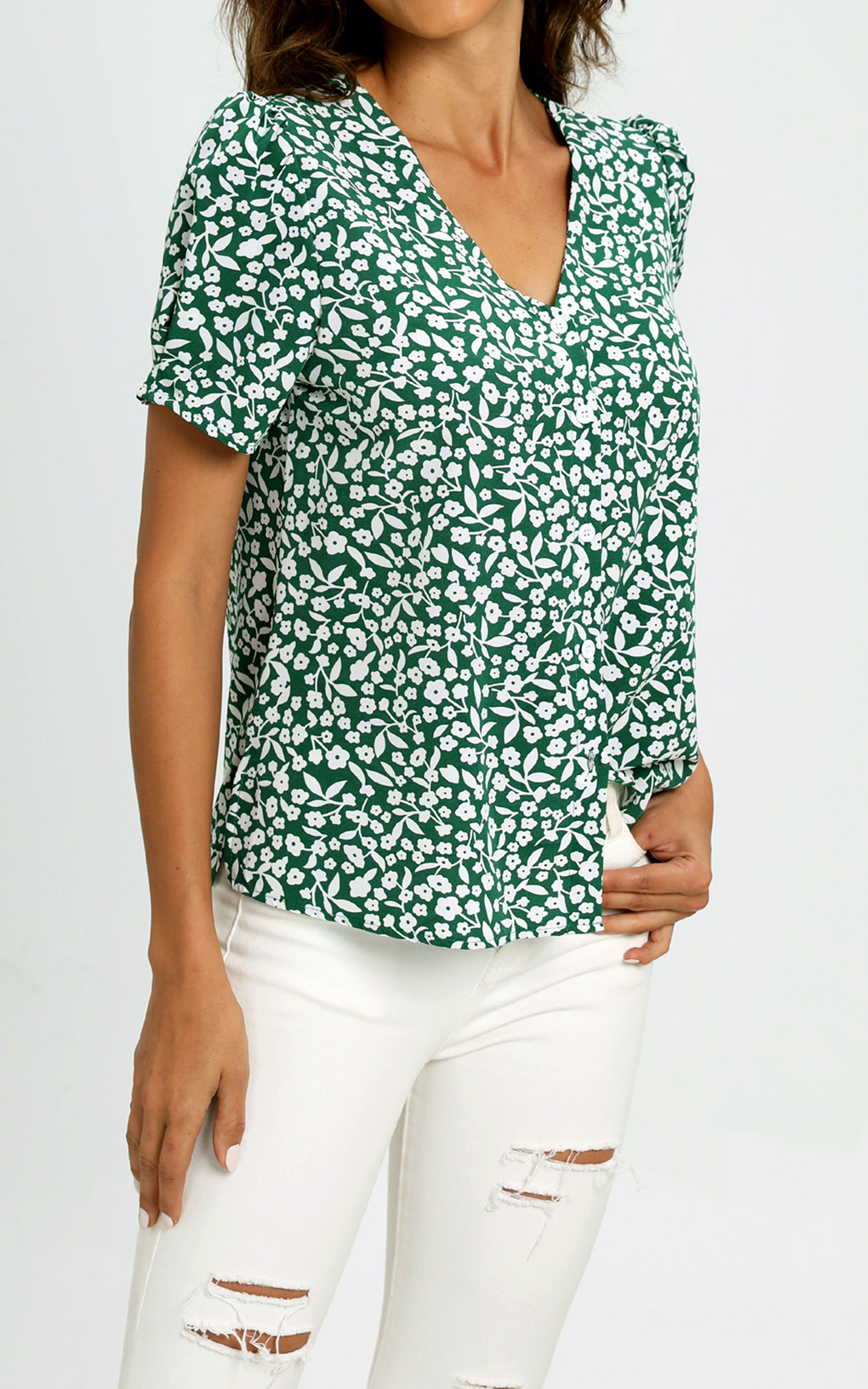 FS Collection Short Sleeve Buttoned Blouse Top In Green & White Flora Print