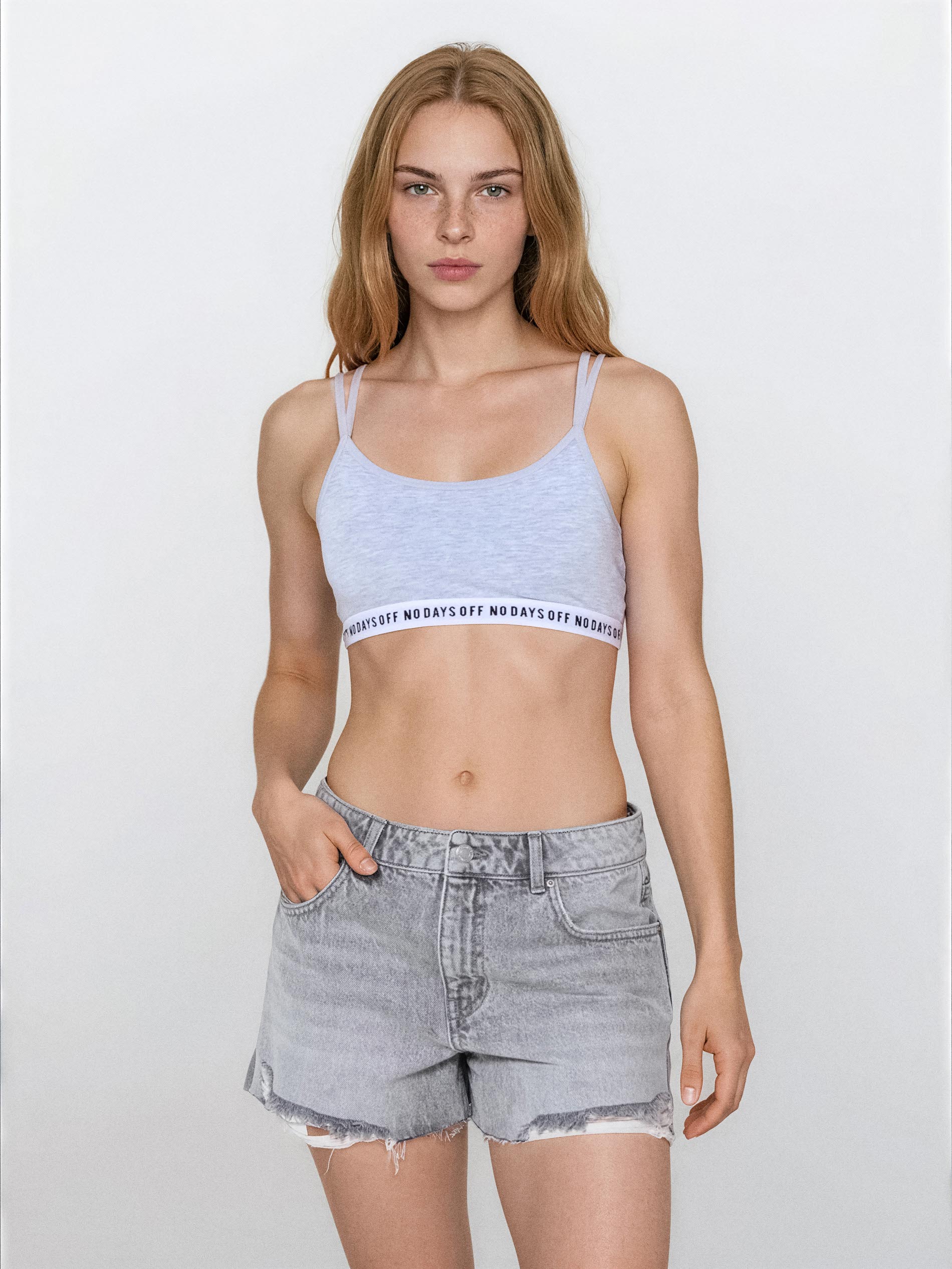 Szorty jeansowe high waist z przetarciami