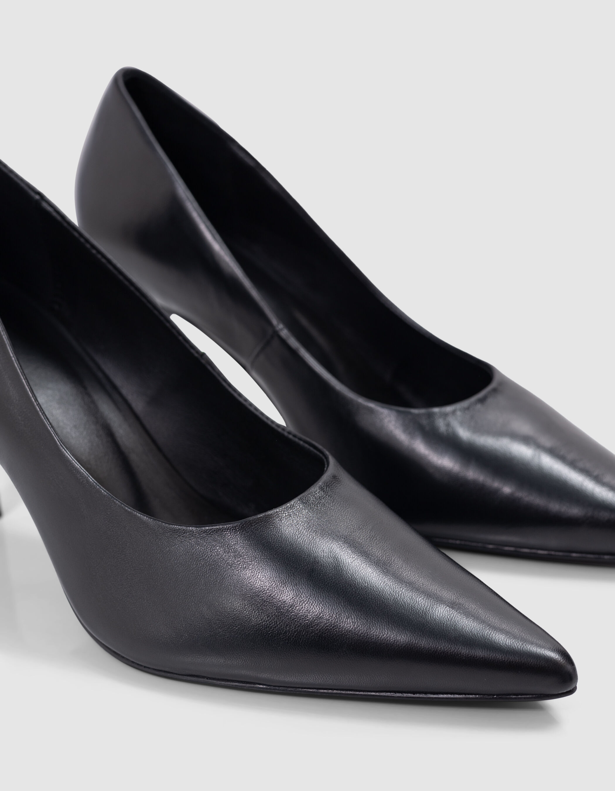 Escarpins noirs cuir glacé Femme