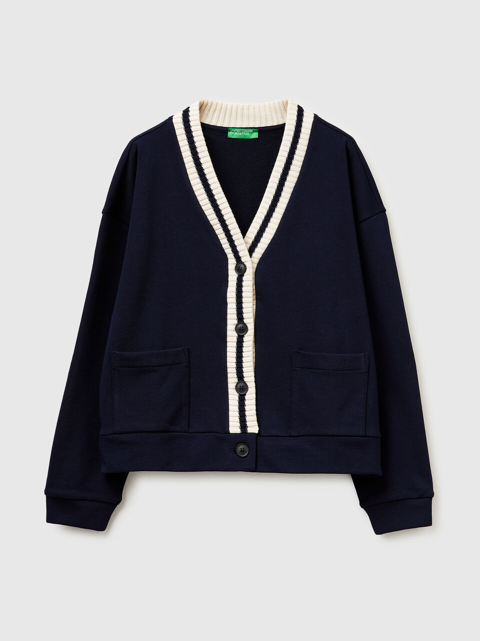 Sweatshirt cardigan with buttons