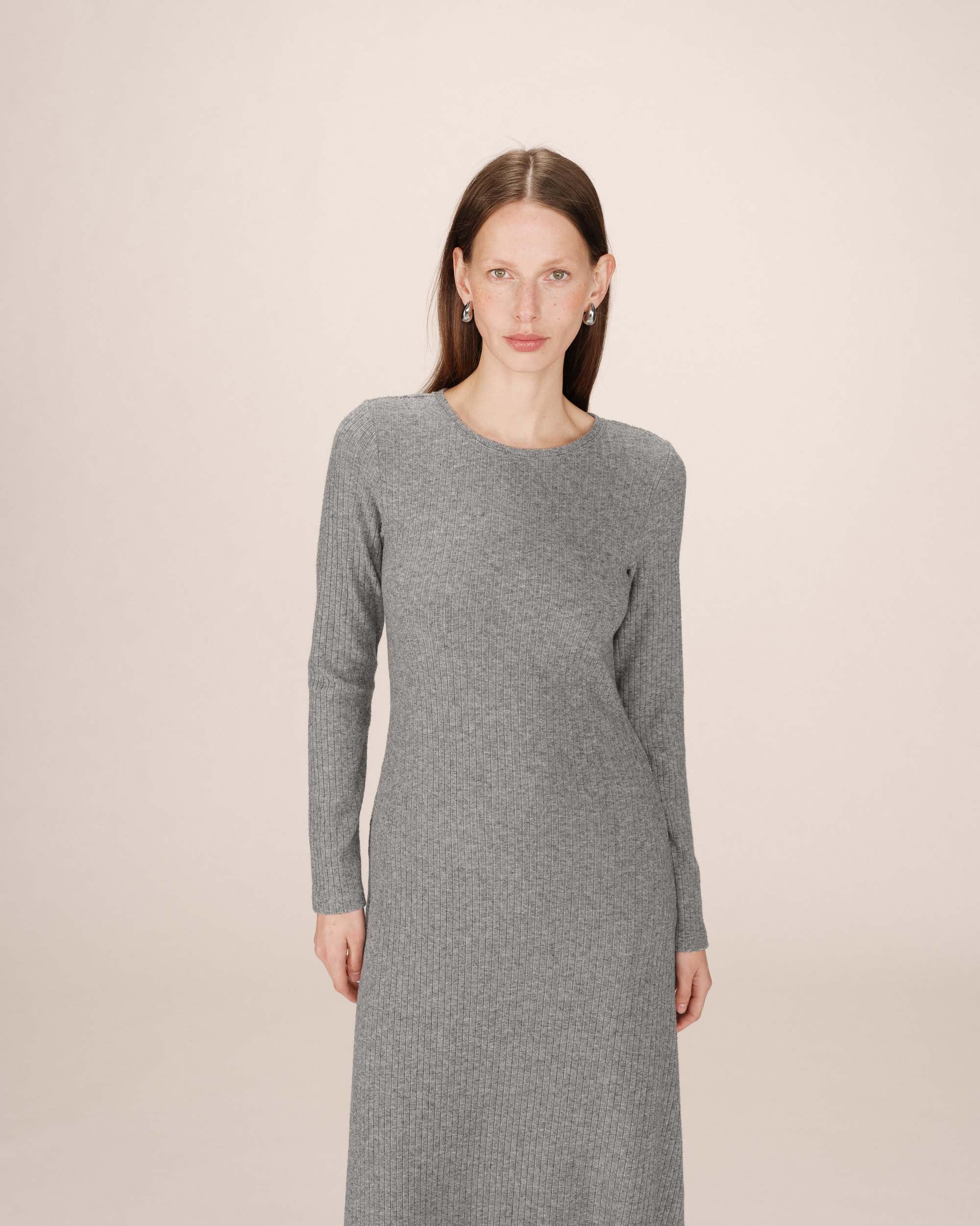 Robe longue côtelée gris Sorina