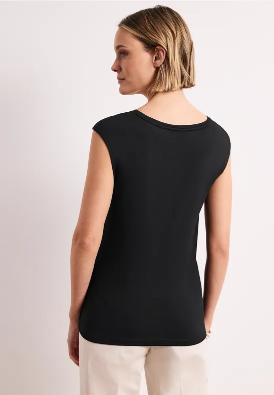 Shirt mit gerundetem V-Ausschnitt