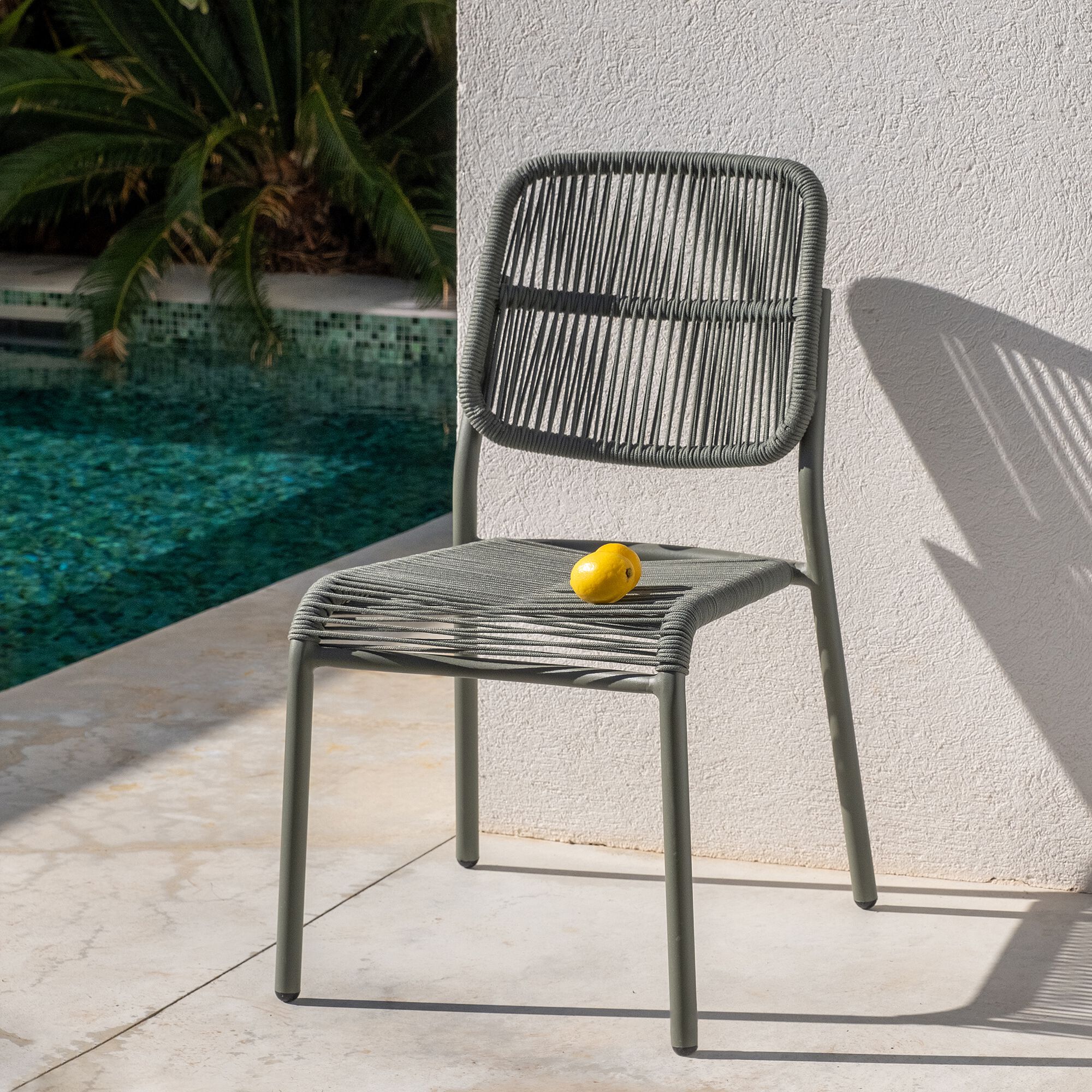 LOCOVEZ - Chaise de jardin en corde tissée - vert cèdre