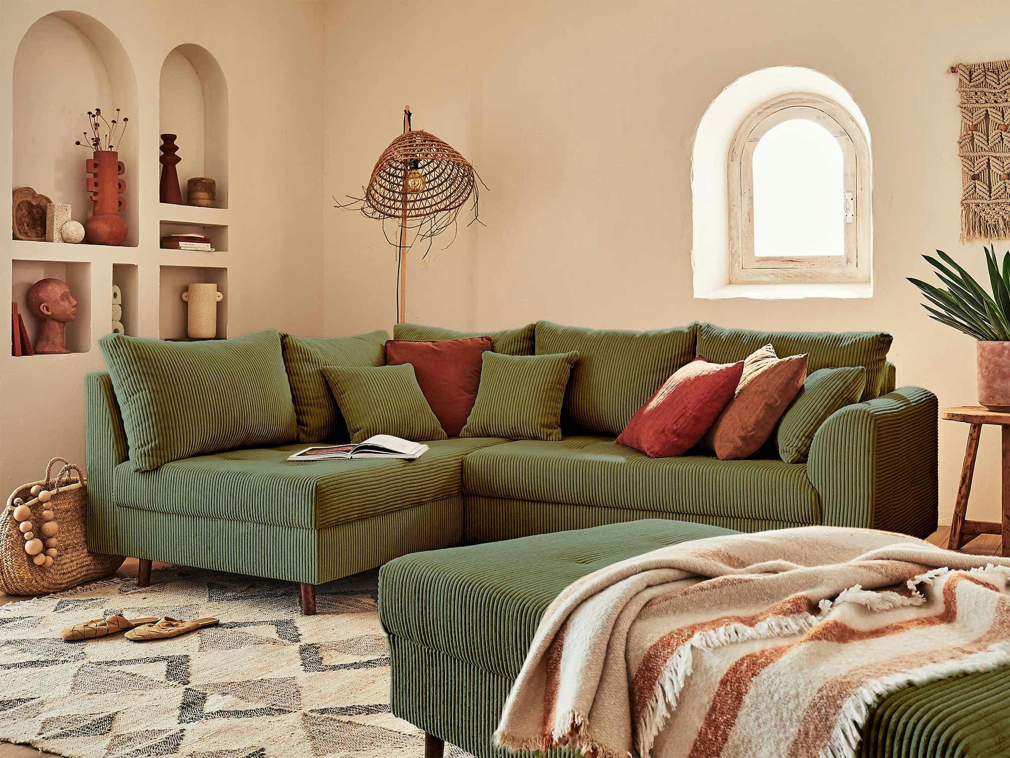 RUNE - Canapé d'angle gauche convertible 4 places en velours côtelé vert