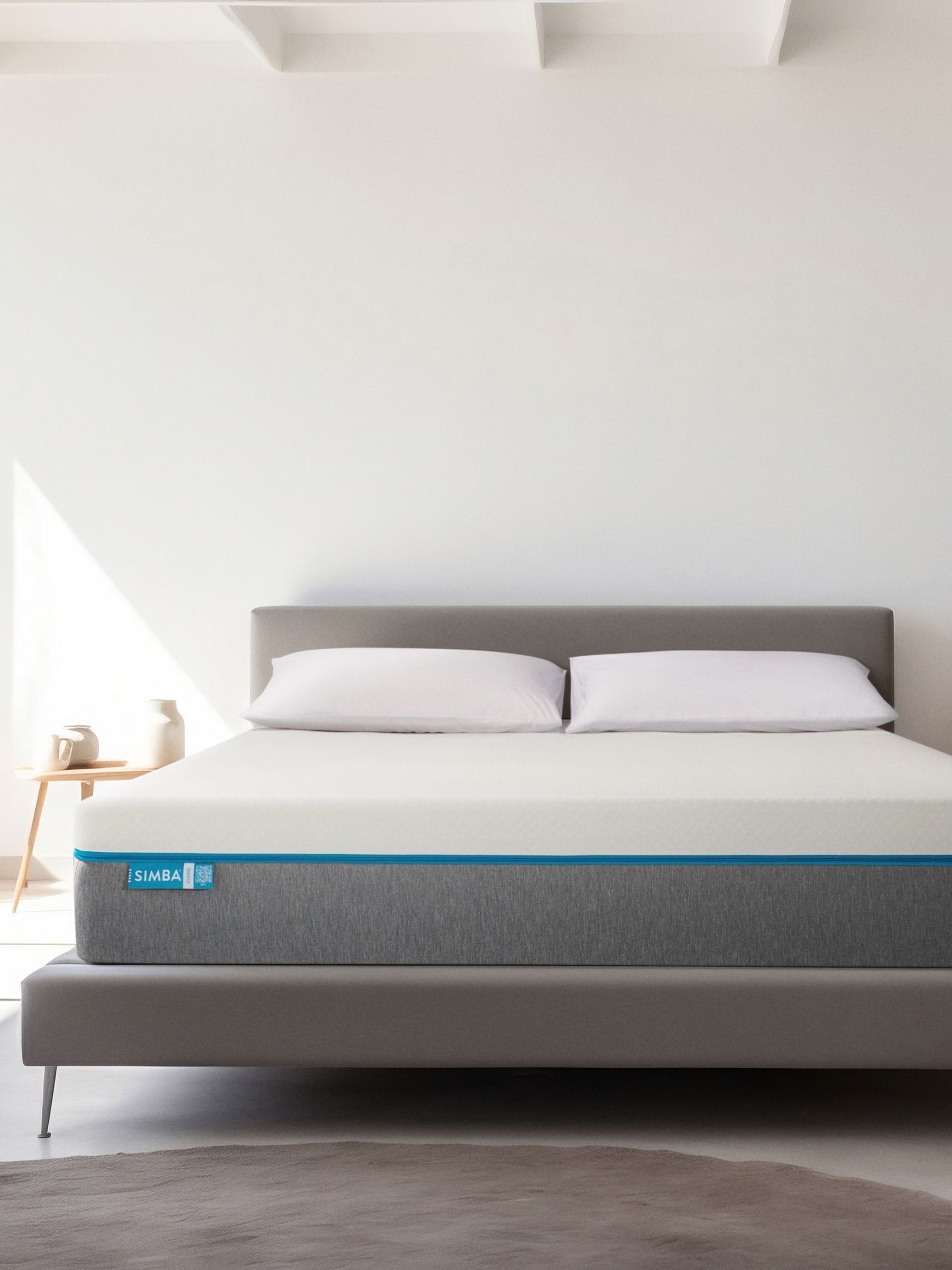 Simba White Hybrid Mattress