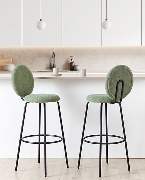 Lot de 2 chaises de bar EMERY Bouclé Vert clair