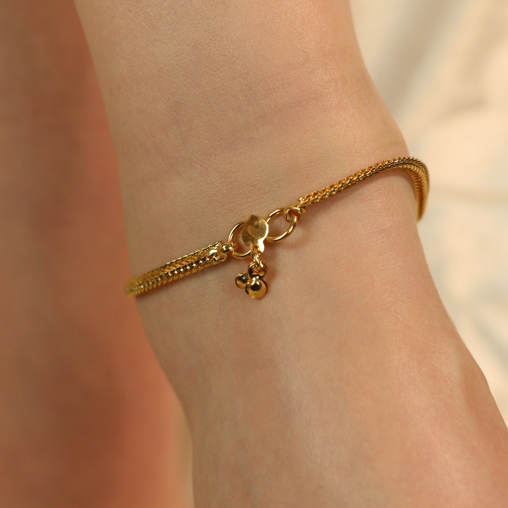 The Colourful Aura Golden Brass Minimalist Boho Thin Braided Slim Foot Indian Payal Anklet
