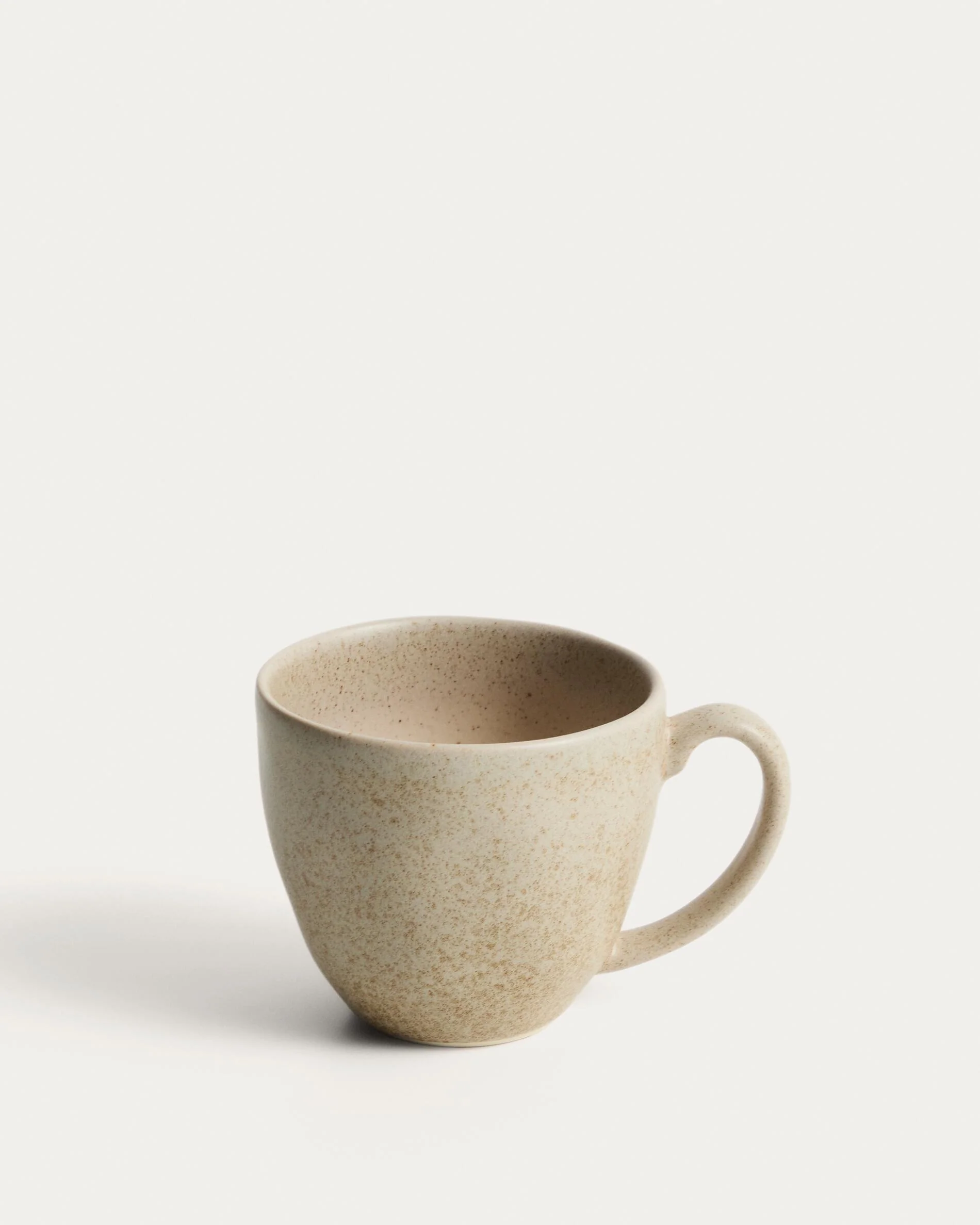 Sarel beige ceramic mug