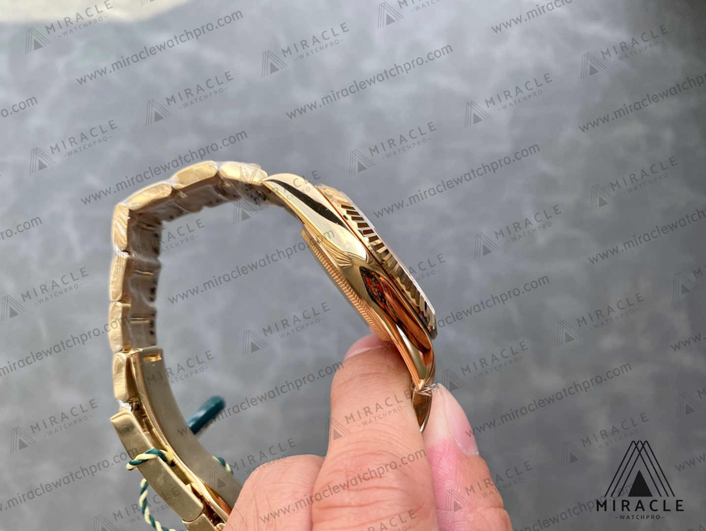 Replica Watch-ROLEX-Sky Dweller-REF.M326938-0004-ELITE CLONE-42MM