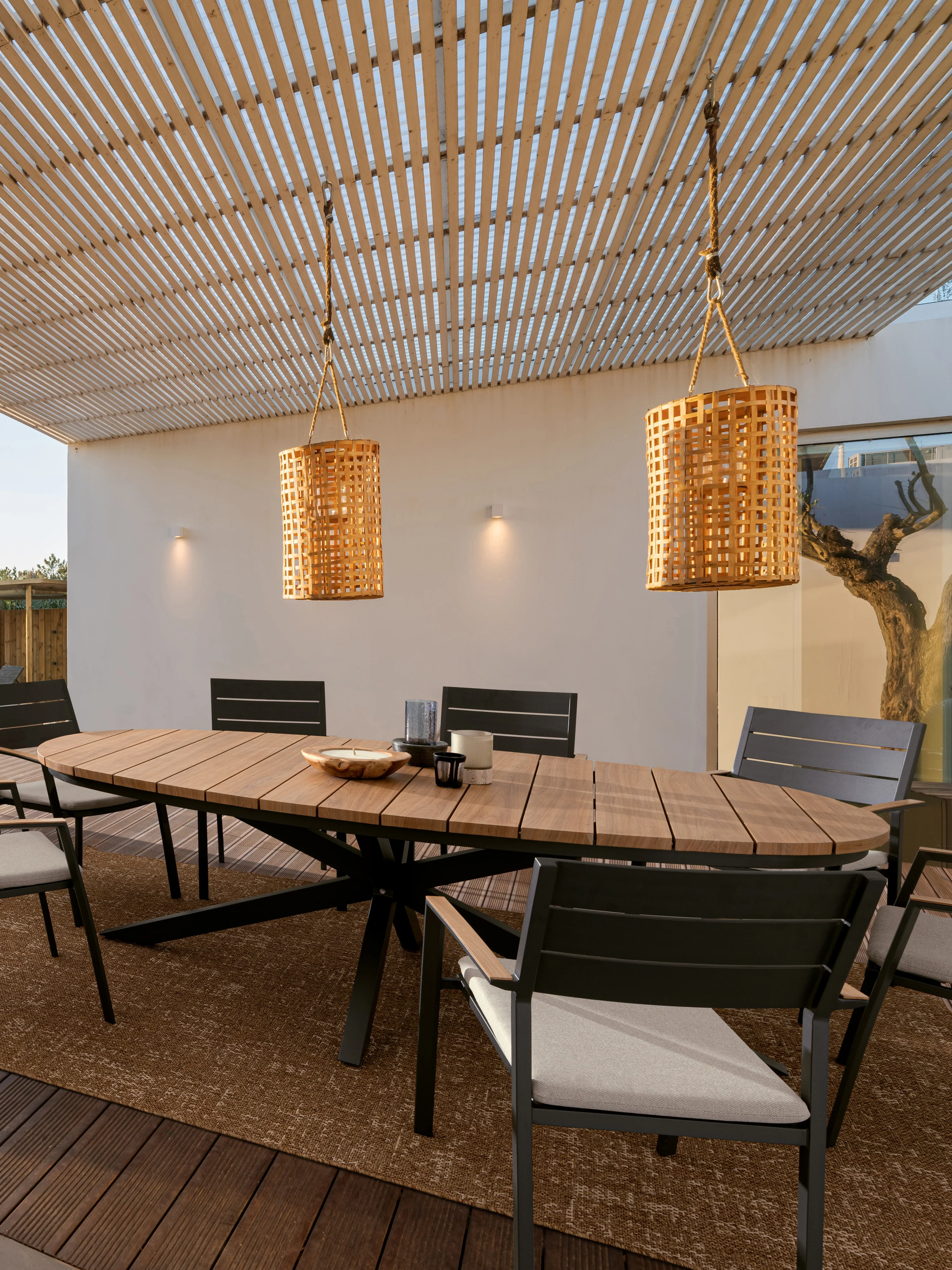 Ovaler Outdoor-Tisch Zelmar, 218 x 115 cm