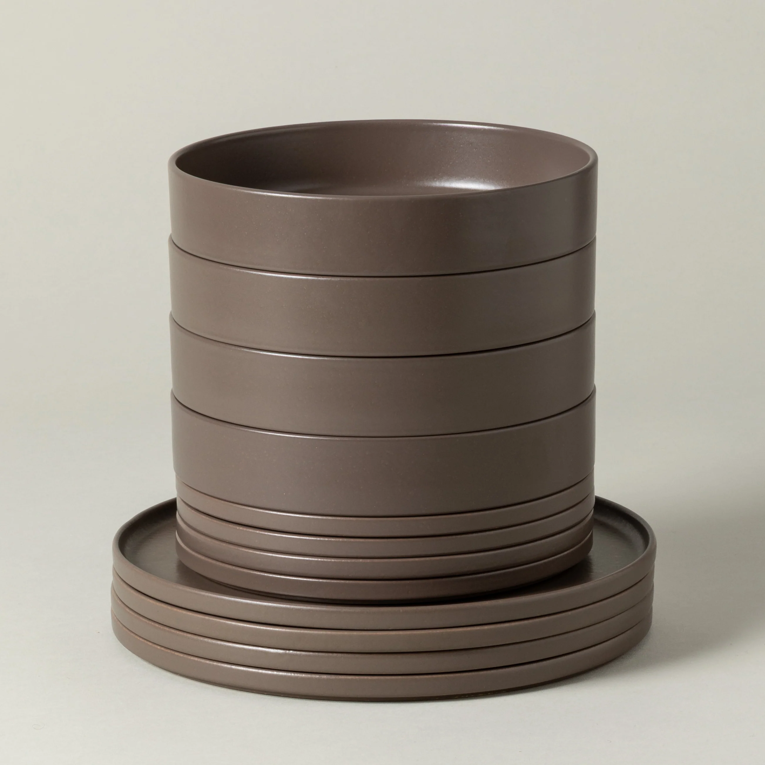 12-Piece Dinnerware Set with Soup/Pasta Bowl Redonda